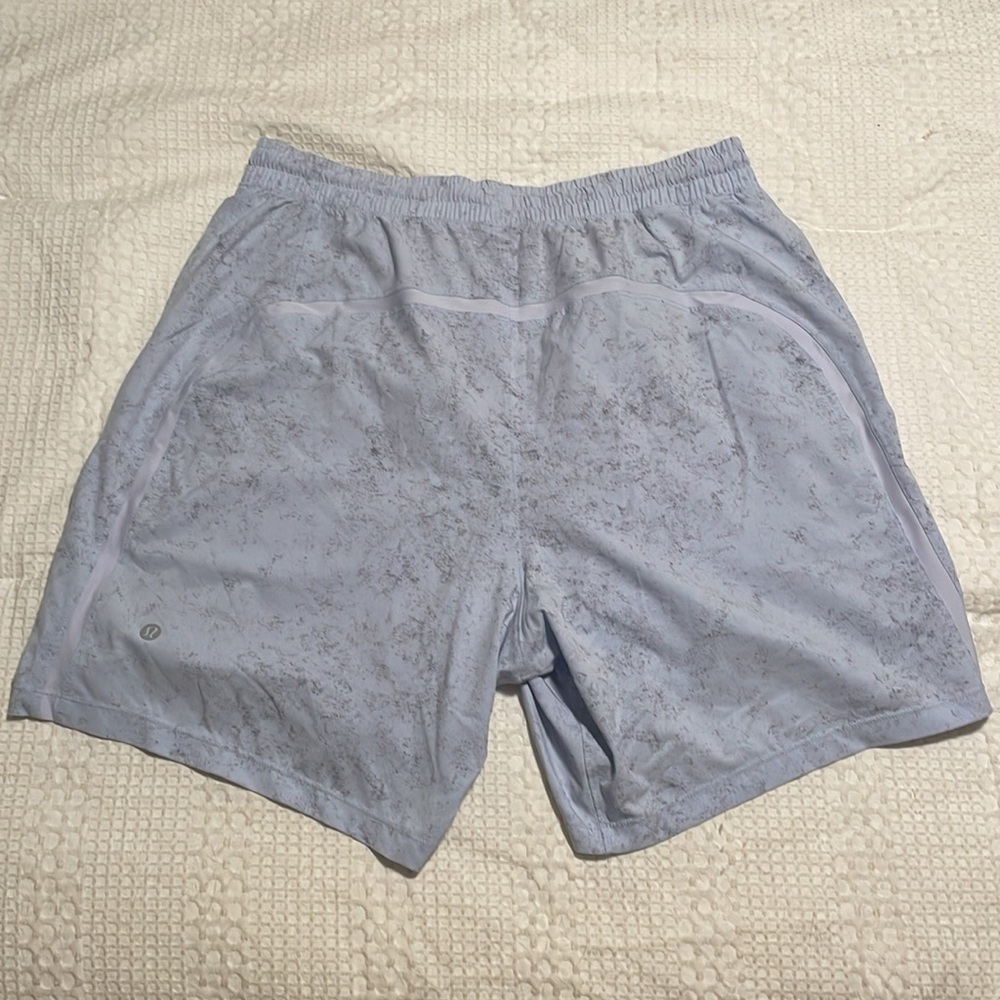 lululemon - Pace Breaker Linerless Short 7” - XL
